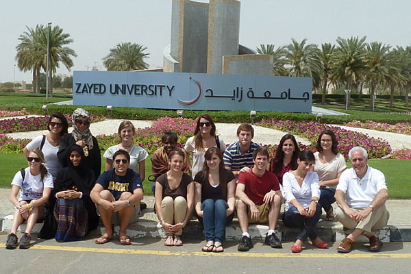 Colonizing beyond the Territory